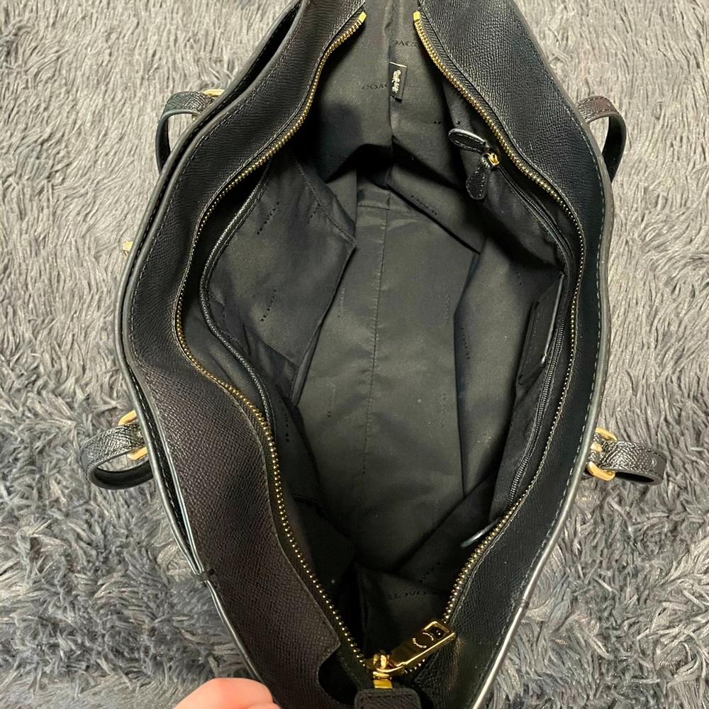 🖤Coach Shoulder Handbag🖤 - Picture 5 of 15